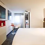 Отель Gustave 3*
