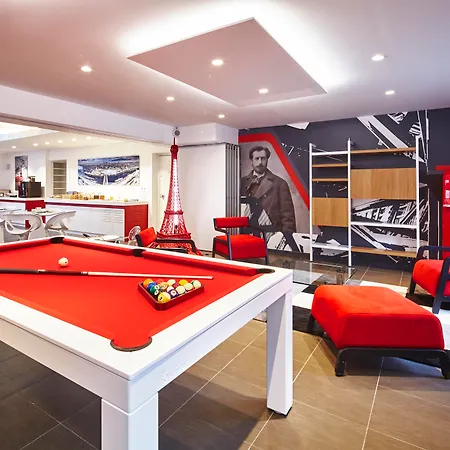 Kyriad Centre - Parc Des Expositions Hotel 3*