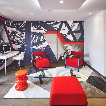 Gustave Hotel