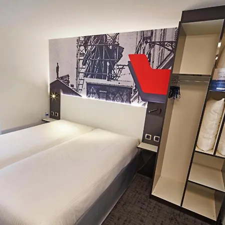 Hotell Kyriad Centre Unterlinden 3*